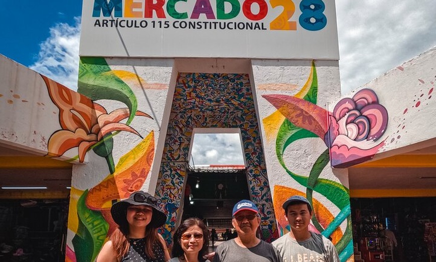 Image 11: Private Cancun Shopping Tour Guided and Personal