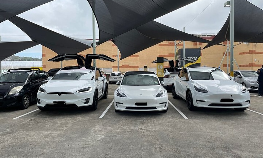 Image 3: Hire Car and Limousine Service