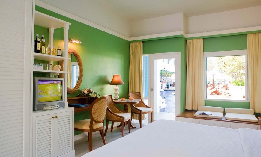 Image 27: ✈ SOUTHERN THAILAND | Phuket - Andaman Seaview Hotel 4*, 5 nights -...