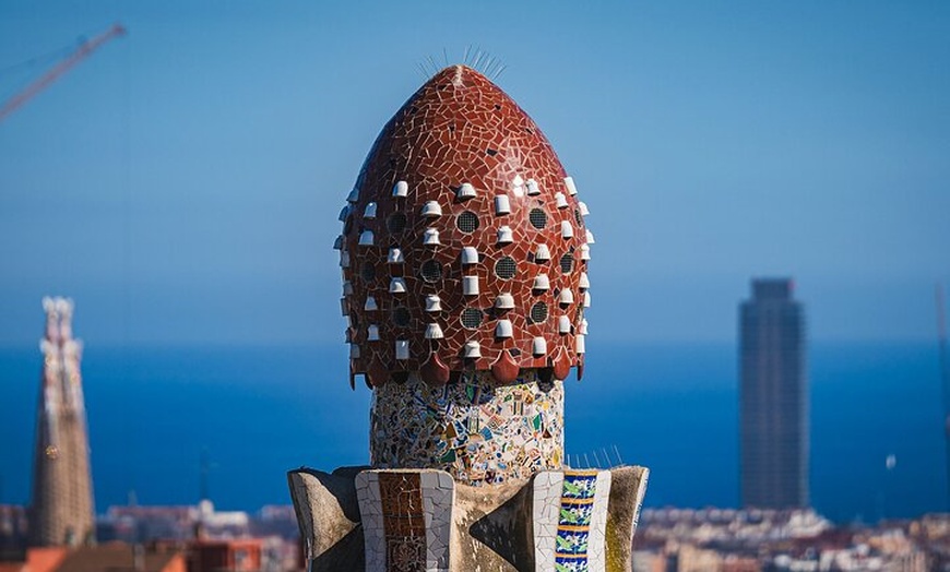 Image 4: Barcelona : Visita Guiada al Park Güell & Entradas con Entrada Rápida