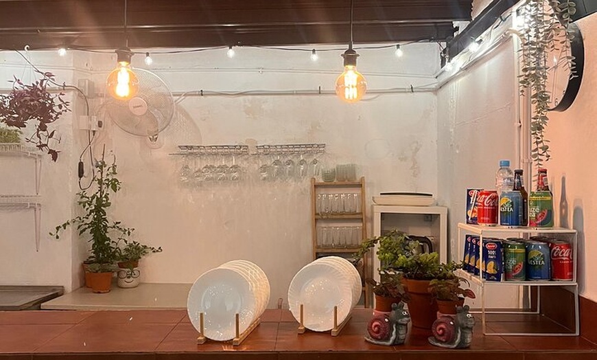 Image 14: Flamenco por un Día Tour guiado por Sevilla, taller y degustación