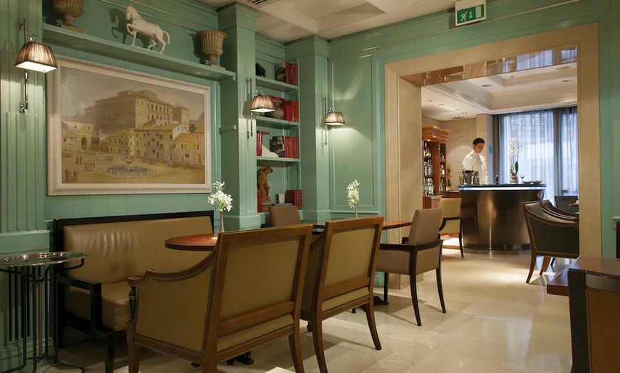 Image 9: ✈ ITALIA | Roma - Hotel Stendhal 4* - Centro città