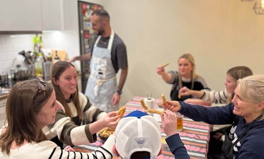 Image 1: Clase de Cocina de Chocolate y Churros en Madrid