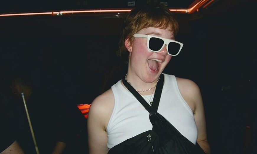 Image 25: OG Barcelona Night Adventure — 3 bares, 3 chupitos y entrada VIP al...