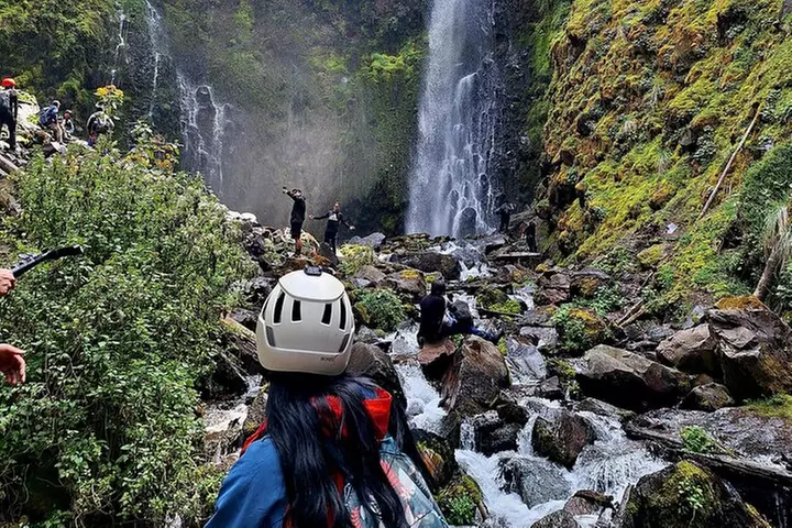 Mexico City: Diamond Waterfall Private Hiking Tour - Primary Image