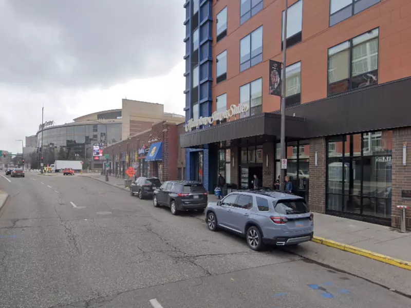 Parking at Hampton Inn & Suites St. Paul - Valet Kiosk