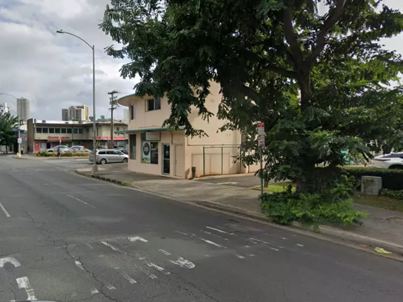Parking at [H328] First Hawaiian Bank Lot