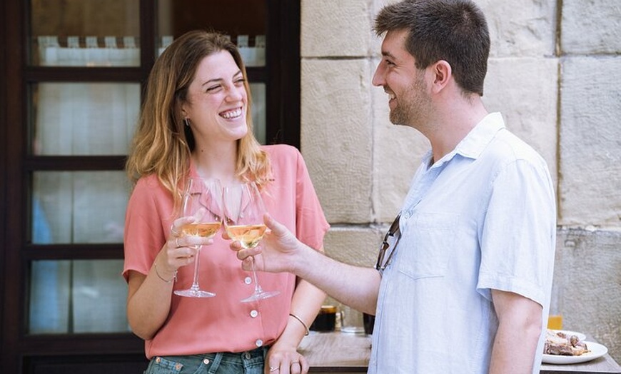 Image 8: Tour a pie por San Sebastián con pintxo y bebida