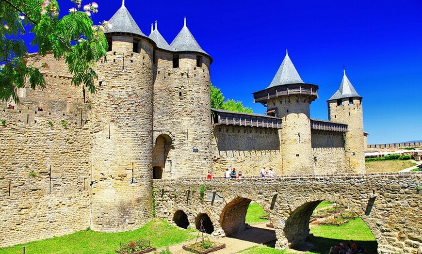 Image 2: Explorez Carcassonne en 60 minutes avec un Local