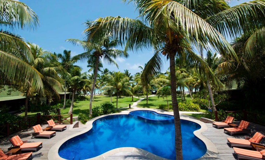 Image 2: ✈ SEYCHELLES | Ile de Praslin - Paradise Sun Hôtel Seychelles 4* - ...
