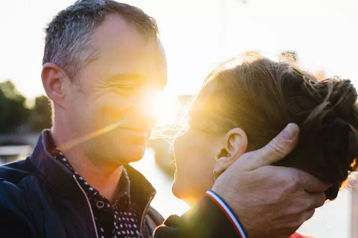 Dîner croisière sur la Seine avec Rooftop et chanteur live