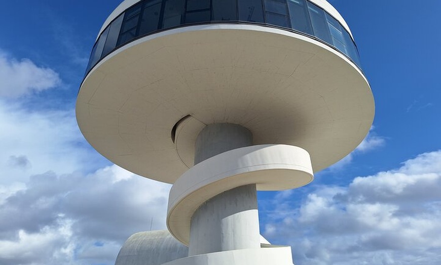 Image 6: Tour a Cudillero, Avilés y el Faro de Cabo Peñas desde Oviedo.