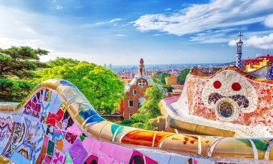 Image 3: Tour de Lujo por Barcelona