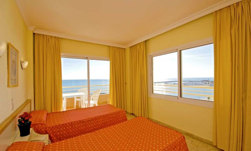 Image 4: ✈ COSTA DEL SOL | Fuengirola - Apartamentos Turísticos Stella Maris...