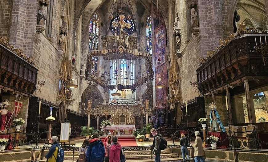 Image 18: Palacios, Jardines y Catedral de Palma