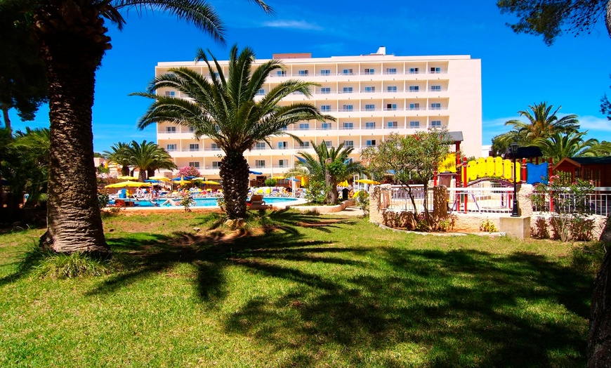 Image 10: ✈ IBIZA | Es Canar - Hotel Invisa Ereso 3*, 3 nuit - Tout inclus