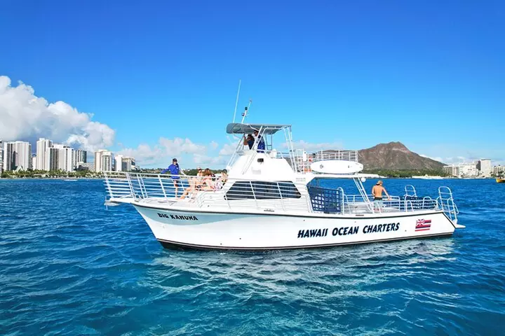 Private Boat Charter in Waikiki for Snorkeling and Events - Primary Image