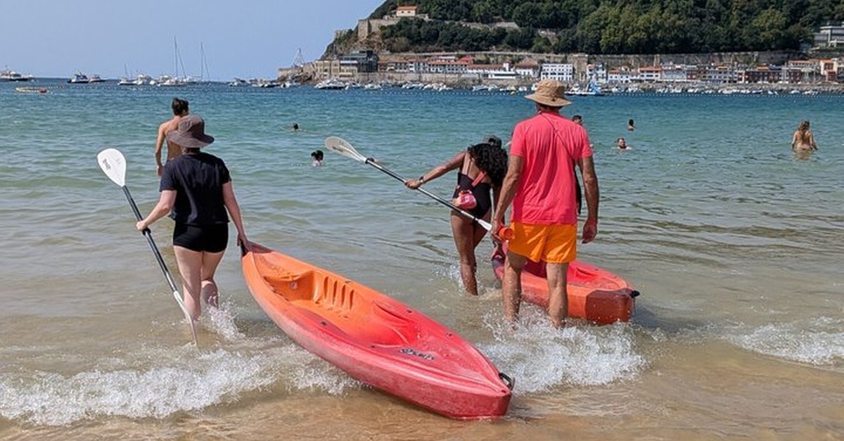Cena en kayak por la bahía de La Concha en Donostia
