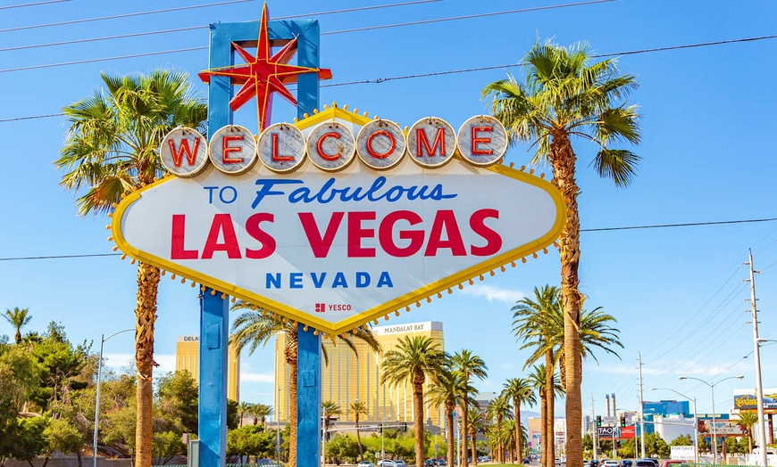 Image 2: ✈ NEVADA | Las Vegas - Les Parcs de l'Ouest au Volant en 8 nuits, 8...