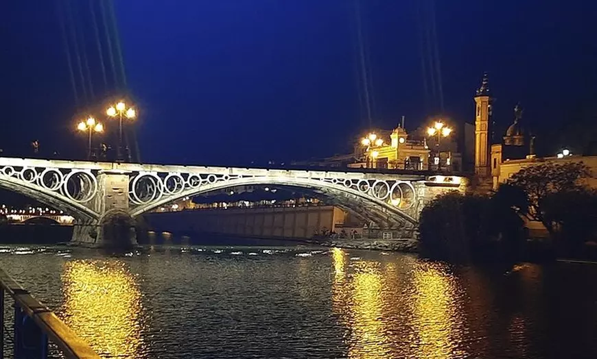 Image 8: Crucero en un fantástico barco por el Guadalquivir