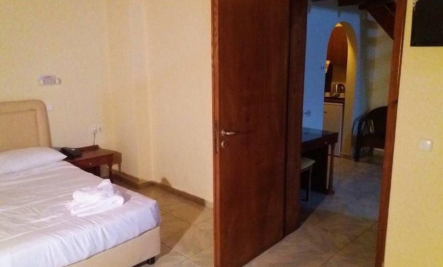 Image 14: ✈ KRETA | Kato Gouves - Diogenis Blue Palace Hotel 4* - Odkryty basen