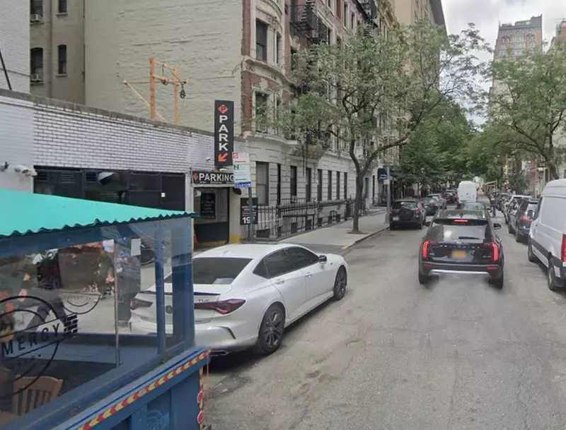 Parking at Parkingwiz - Alpha Parking Inc. Garage - Primary Image