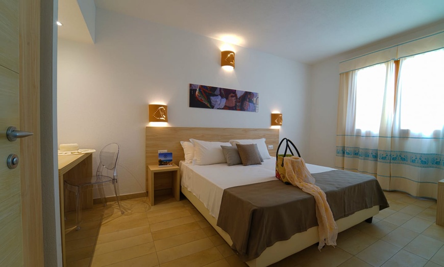 Image 3: ✈ SARDAIGNE | Valledoria - Santina Resort 4* - Bord de mer