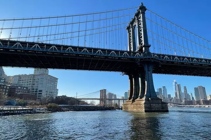 DUMBO Brooklyn Food and Culture Tour