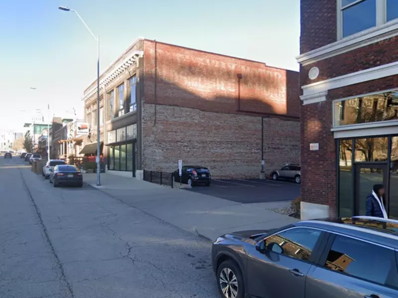 Parking at 1733 McGee St. Lot