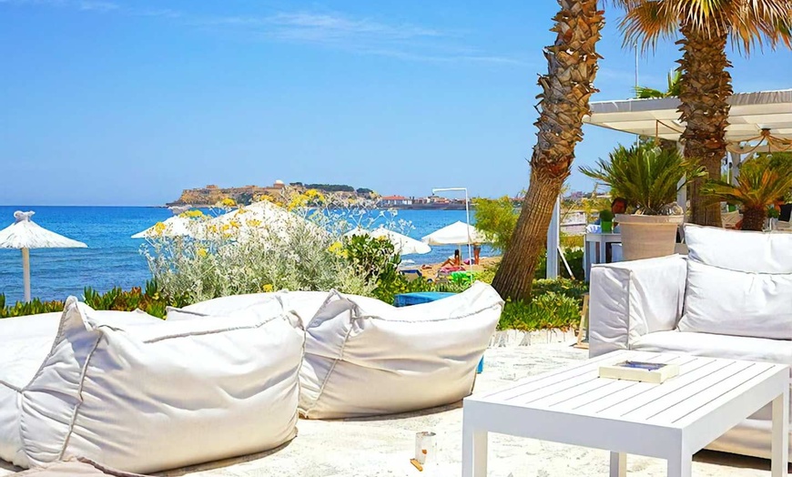 Image 10: ✈ CRÈTE | Rethymnon - Petradi Beach Lounge Hotel 3*, 3 nuit - Pisci...