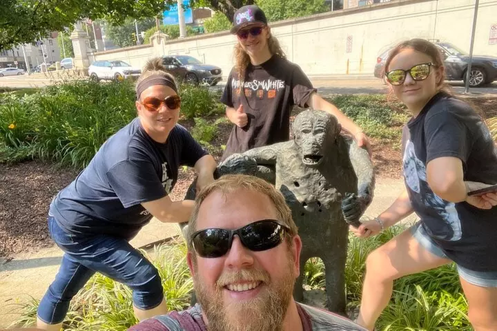 Pittsburgh Puzzling Adventure Scavenger Hunt Walking Activity