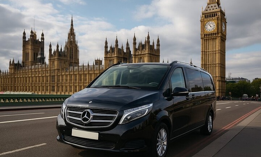 Image 2: Bespoke London Half Day Driving Tour