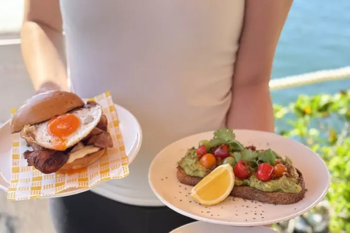 Sunrise Double Kayak Paddle Session on Syndey Harbour - Image 7