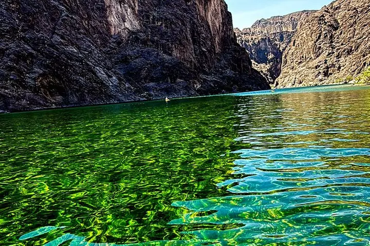 Glamping Trip 2 Days Kayaking from Hoover Dam to 7 Hot Springs