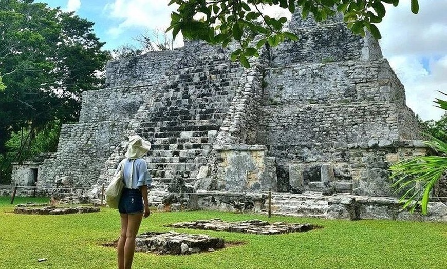 Image 2: Cancun Sightseeing El Meco Site, Letters and Shopping