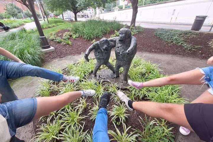 Pittsburgh Puzzling Adventure Scavenger Hunt Walking Activity