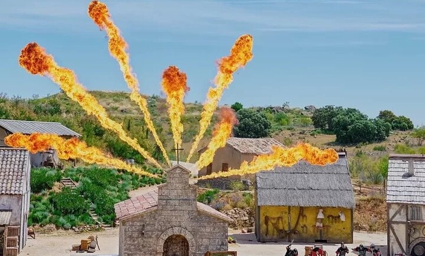 Image 4: Visita Puy du Fou España en autobús Desde Madrid