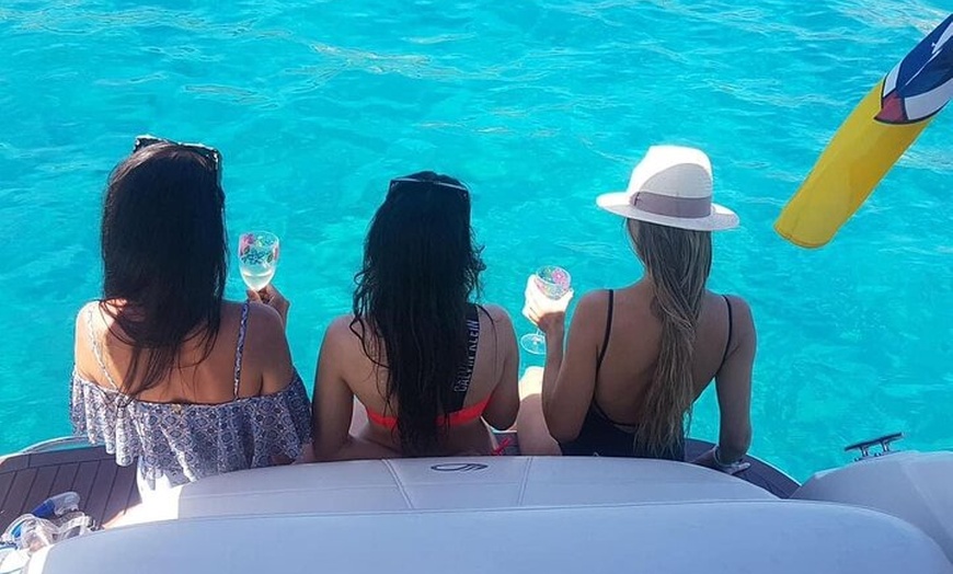 Image 11: Tour charter Tenerife Barco Armani