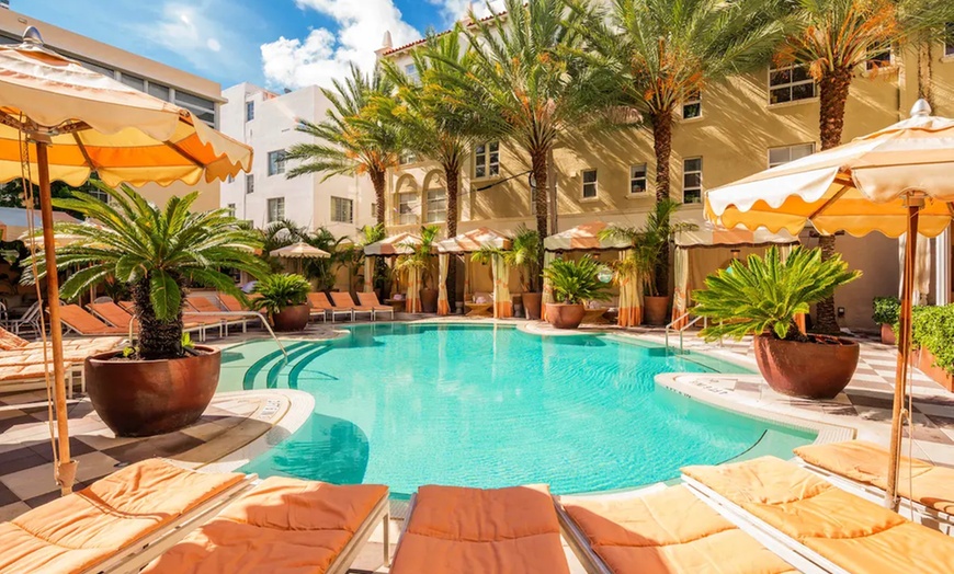 Image 1: ✈ FLORIDE | Miami - The Plymouth South Beach 4* - Piscine extérieure