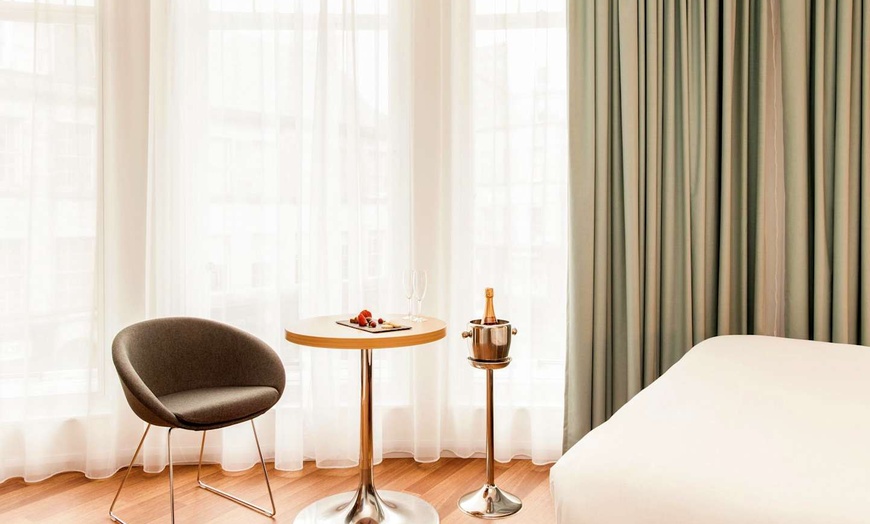 Image 69: ✈ SCHOTLAND | Edinburgh - ibis Edinburgh Centre South Bridge - Roya...