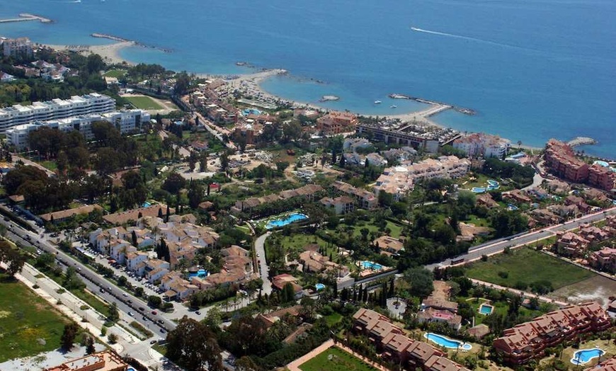 Image 68: ✈ COSTA DEL SOL | Marbella - BlueBay Banús 4*, 3 Nächte - Außenpool