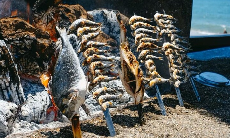 Image 4: Tour en la Escena Pesquera de Málaga con Taller de Cocina