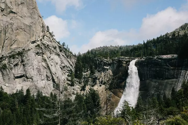 Yosemite National Park Self Guided Driving Audio Tour Guide