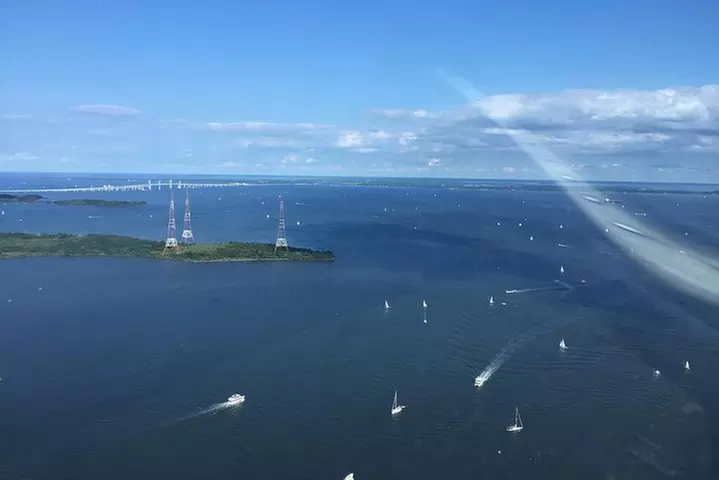 Baltimore Helicopter Sightseeing Tour Plus Dinner