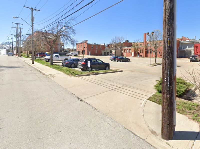Parking at 3920 Walnut St. Lot - P5011