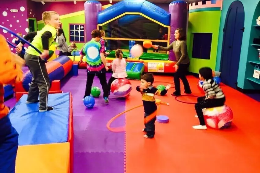 $80 For 1 Month Unlimited Playtime + 5 Classes (Reg, $160)