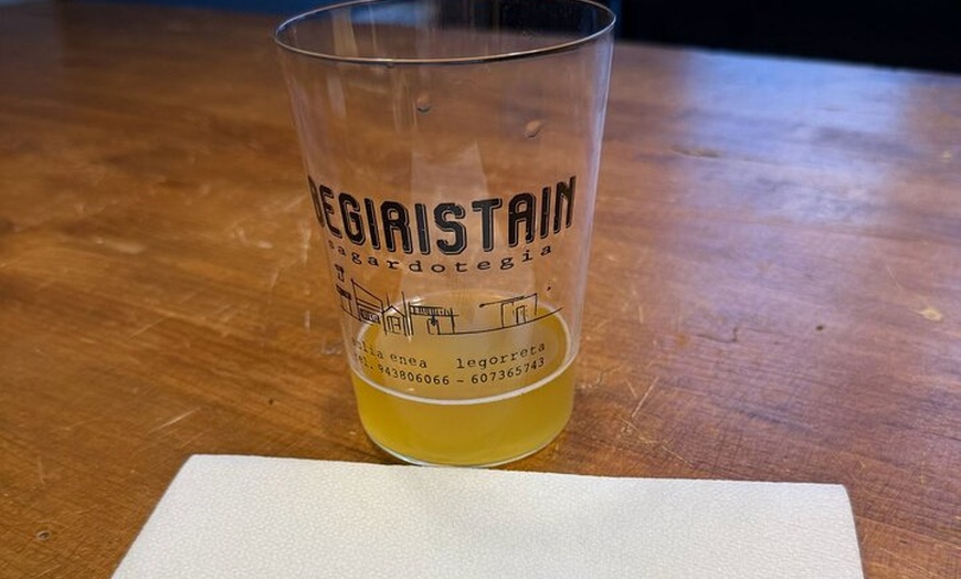 Image 24: ¡La auténtica experiencia de la comida de la sidrería!