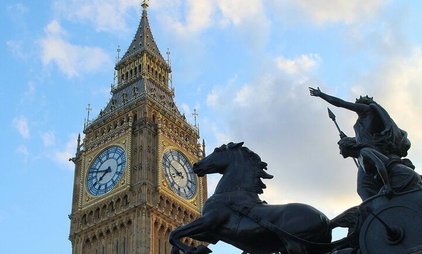 Image 6: London's Top Iconic Sights Tour with Fun, Local Tour Guide