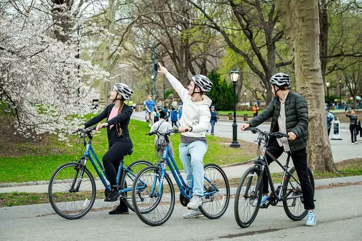 Guided Bike Tour of Central Park New York City