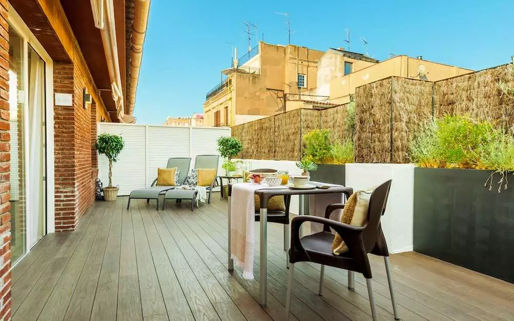 ✈ SPANIEN | Barcelona - Mariano Cubi Aparthotel Barcelona 4*, 2 Näc...